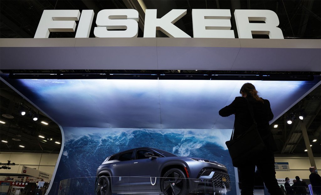 داخل انهيار Fisker وتوسيع خدمة روبوتاكسي إلى المزيد من المدن الأمريكية